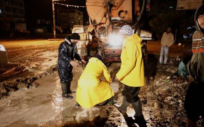 بالصور: مركز ايواء وغرف عمليات بخان يونس