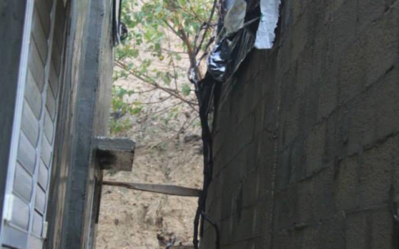 صور: انهيارات بتلة المنطار شرق غزة