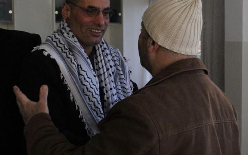 بالصور: نابلس تحتضن بطل "عملية الساقوف"