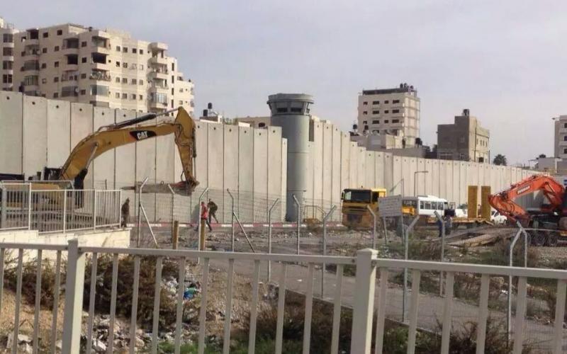 صور: اقتحام مخيم شعفاط وهدم محلات تجارية‎