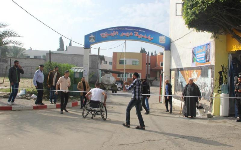 صور: "سواعد" ينظم سباق كراسي متحركة