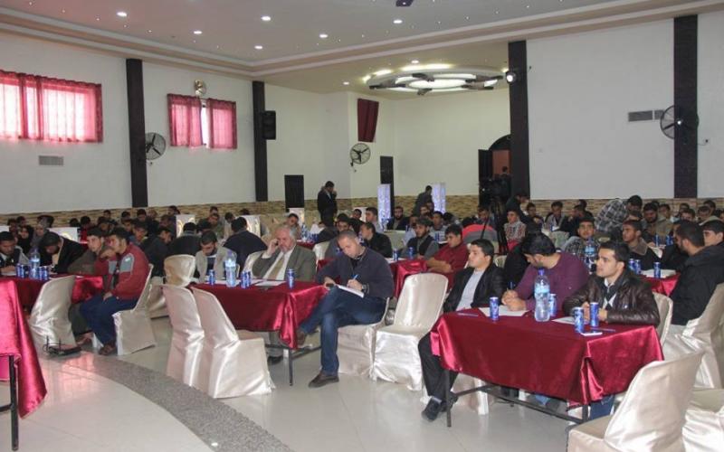 صور: الكتلة تطلق الملتقى الطلابي الأول بدير البلح