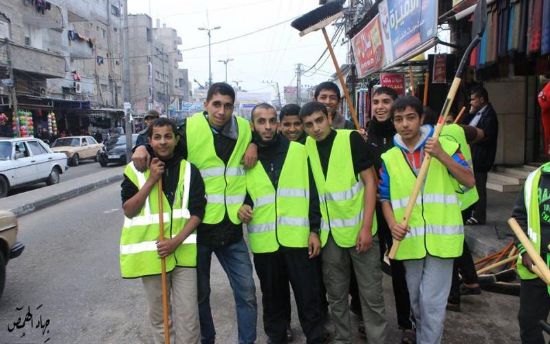 صور: "حماس" تنظم حملة لتنظيف شوارع رفح