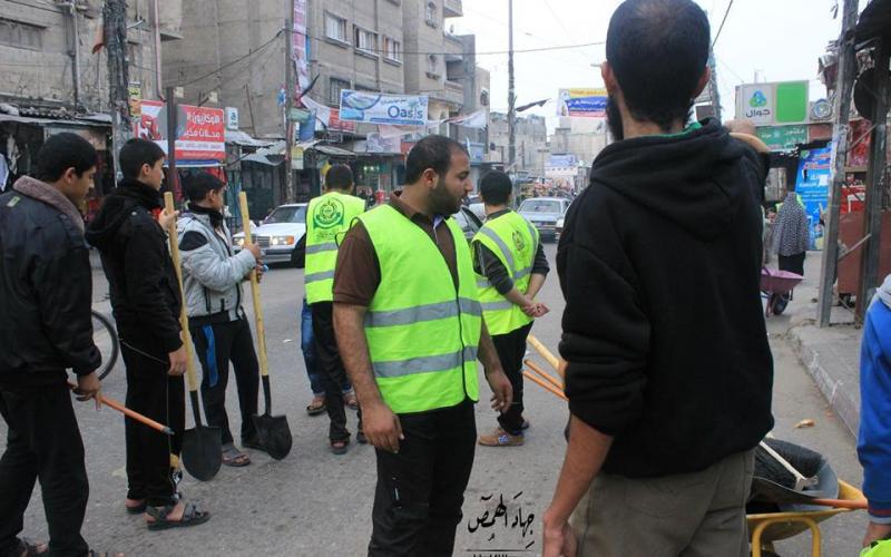 صور: "حماس" تنظم حملة لتنظيف شوارع رفح