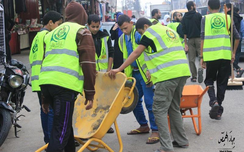 صور: "حماس" تنظم حملة لتنظيف شوارع رفح
