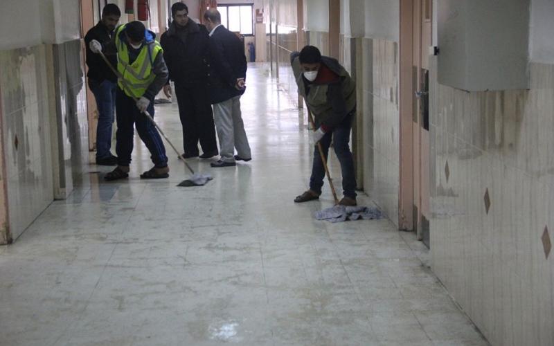 صور: حماس تطلق حملة لتنظيف "ناصر" و"الأوروبي"‎