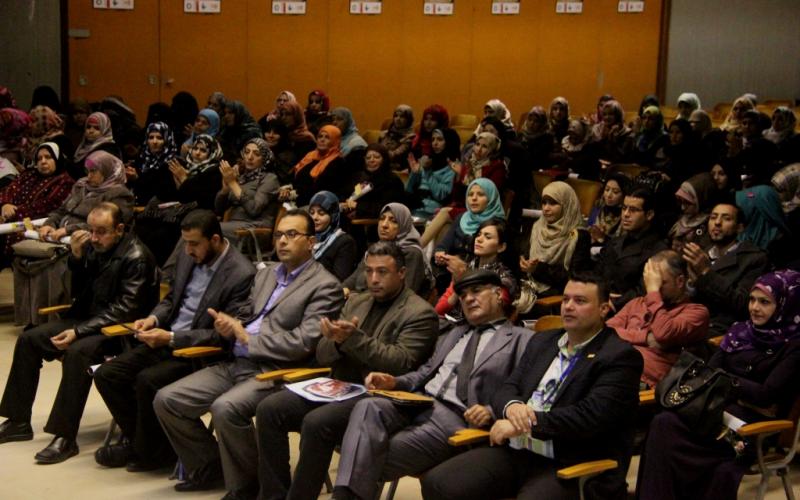 صور: "الثقافة" تفتتح معرضاً فنياً بغزة