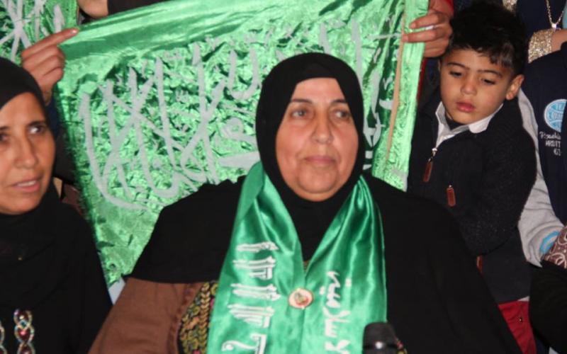 صور: الأسير القسامي نضال المسالمة حرا بعد 15عاماً بالأسر