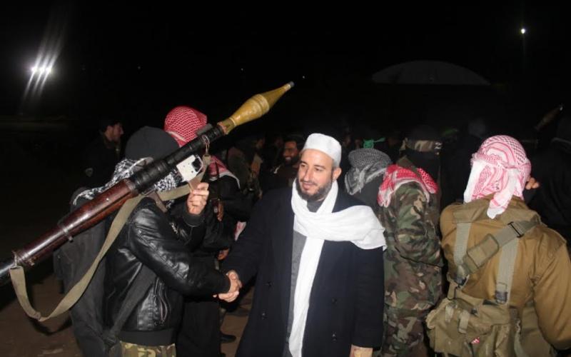 بالصور: وفد من قيادة حماس ونواب الشمال يتفقدون المرابطين