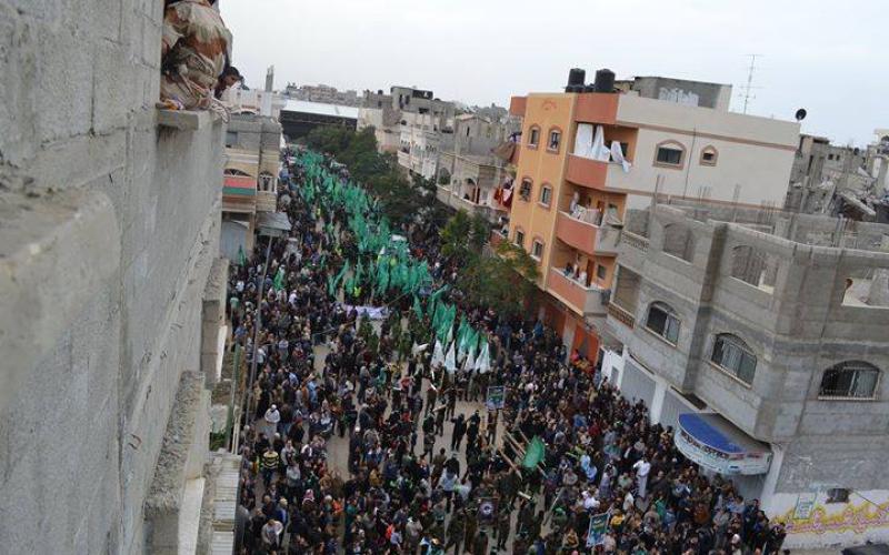 صور: مسيرة حاشدة لحماس بالنصيرات بذكرى انطلاقتها