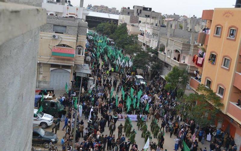 صور: مسيرة حاشدة لحماس بالنصيرات بذكرى انطلاقتها