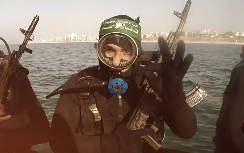 صور: تدريبات وحدة الضفادع البشرية القسامية