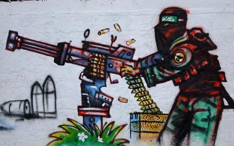 27 صورة ولكل صورة حكاية مع حماس