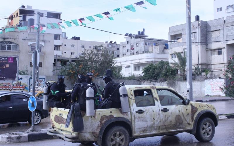 صور: حصرياً..الضفادع البشرية عن قرب