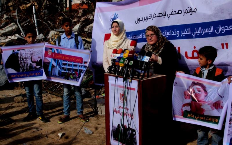 صور: وقفة تندد بانتهاكات الاحتلال ضد المرأة