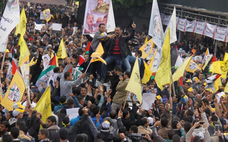 صور: فتحاويو غزة يتظاهرون للمطالبة بإصلاح حركتهم