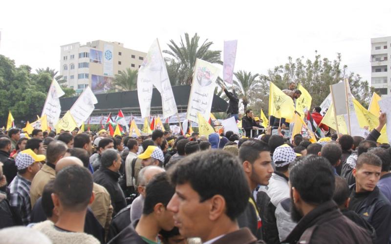 صور: فتحاويو غزة يتظاهرون للمطالبة بإصلاح حركتهم