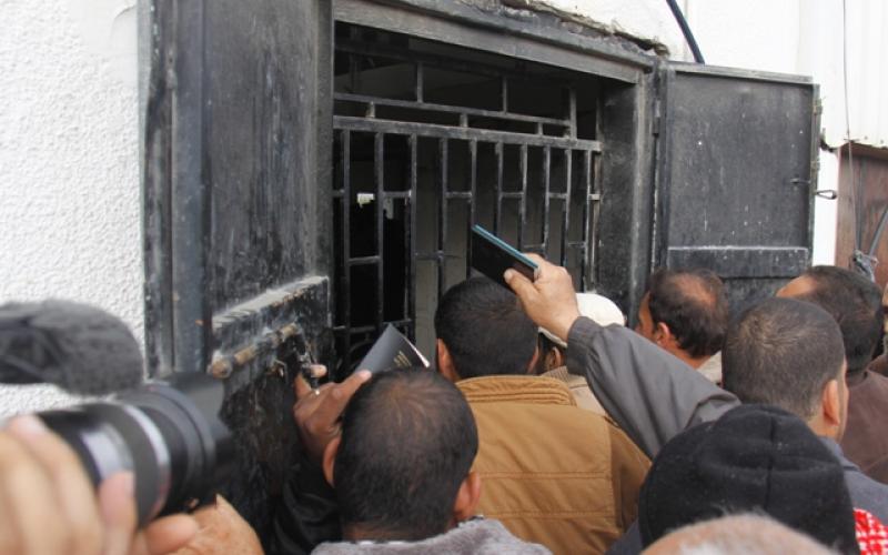 صور: معاناة المسافرين على "معبر رفح"