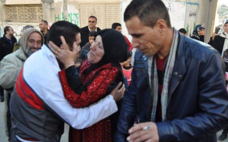 صور: الاحتلال يفرج عن الأسير النجار