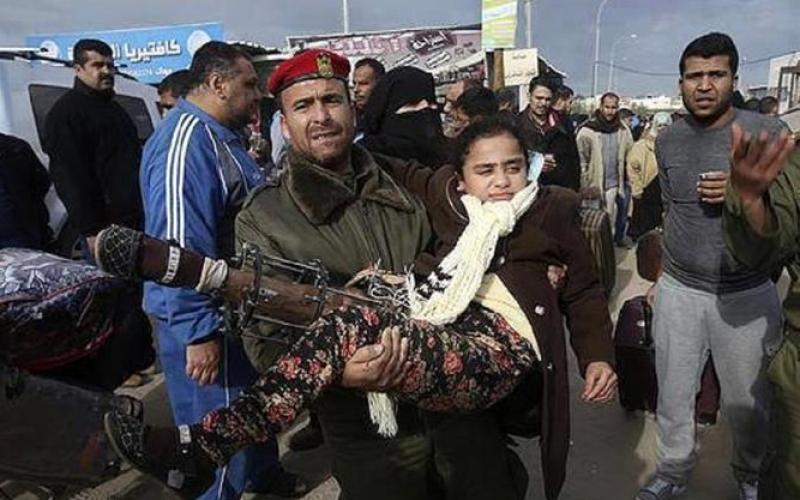 صور: الشرطة العسكرية تنظم السفر بالمعبر