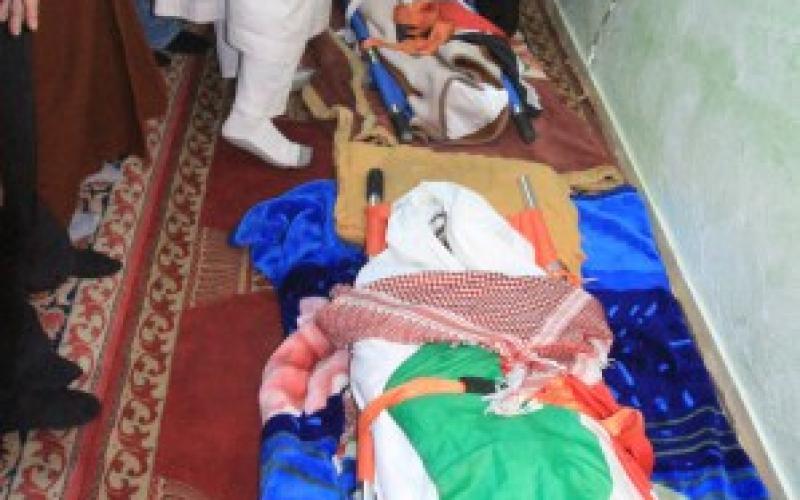 صور: تشييع جثمان الشهيدين "أبو جمل"