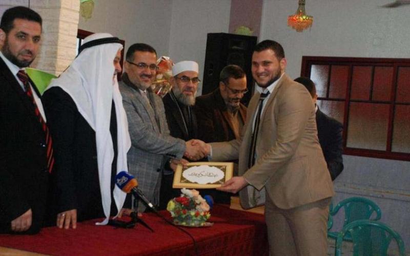 صور: تكريم الأطباء على جهودهم بالعدوان الأخير‏