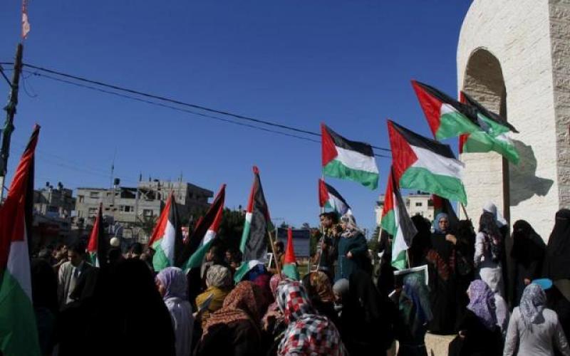 صور: وقفة القوى الوطنية برفح رفضا لأداء الحكومة