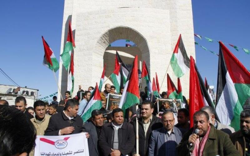 صور: وقفة القوى الوطنية برفح رفضا لأداء الحكومة