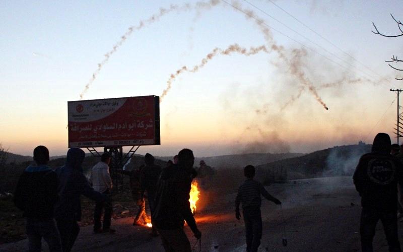 صور: مواجهات بين الاحتلال وطلاب سلواد