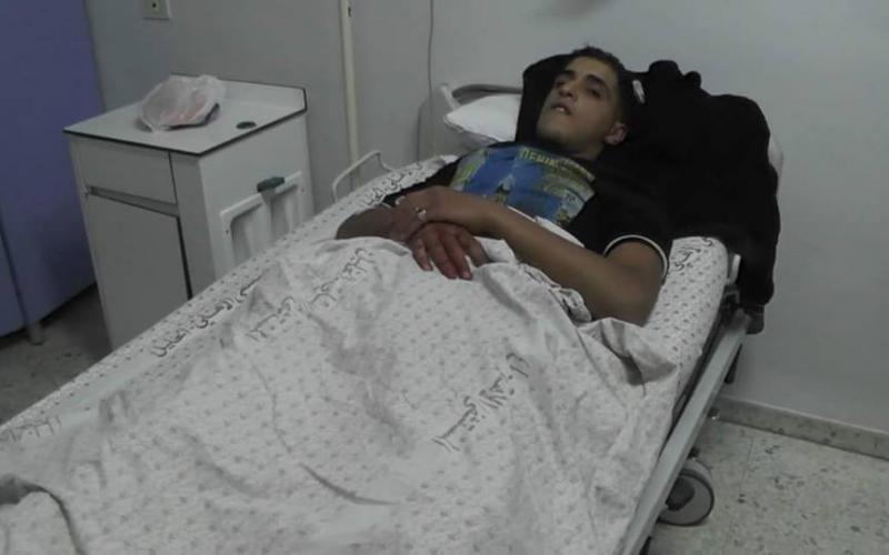 صور: المصابان "عوض" من داخل المشفى الأهلي
