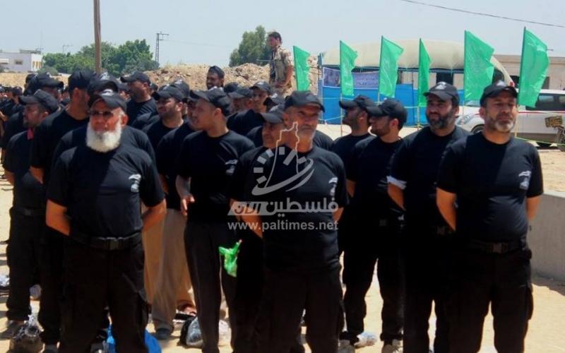 بالصور: مسنون يشاركون في "طلائع التحرير"