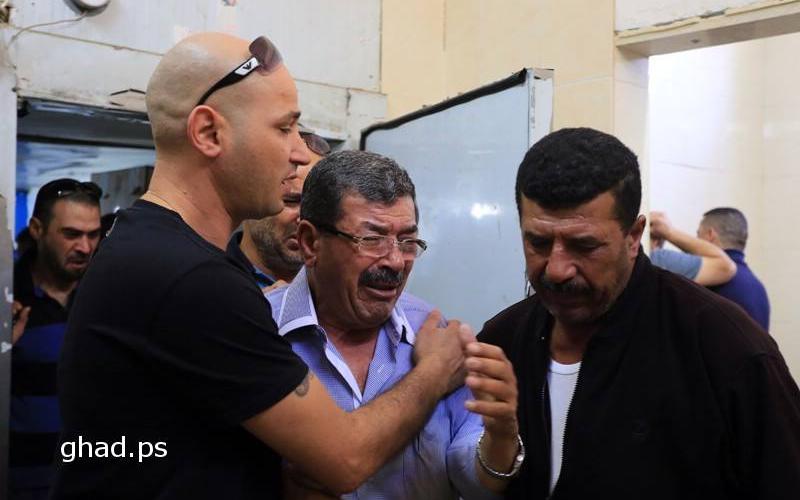 بالصور: المئات يشيعون الشهيد أبو لطيفة بقلنديا