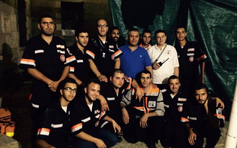 بالصور: الآلاف يحيّون ليلة القدر بالأقصى