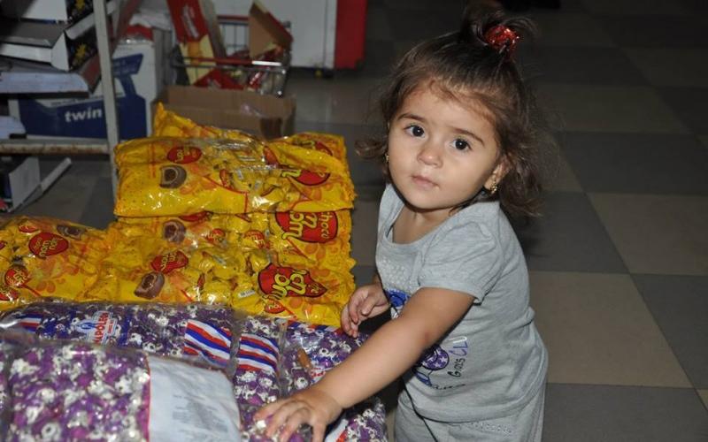 بالصور: فرحة منقوصة وأجواء عيد تتعالى على الألم