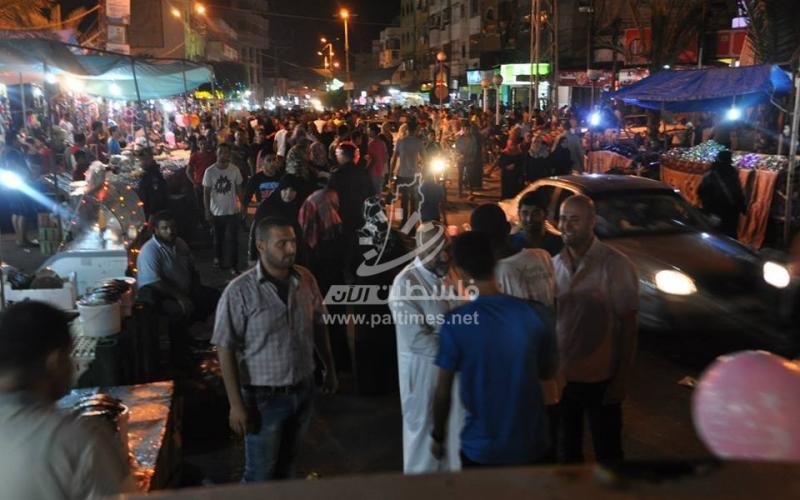 بالصور: فرحة منقوصة وأجواء عيد تتعالى على الألم