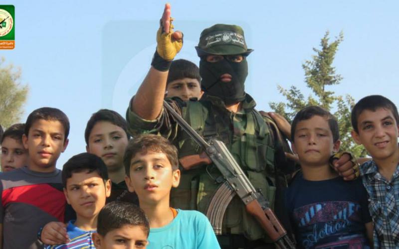 بالصور .. القسام: نعدّ جيلاً لــ "معركة التحرير" 