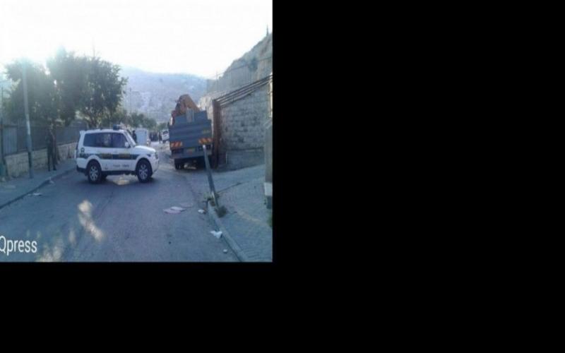 بالصور: الاحتلال يهدم محلات وغرف سكنية بسلوان