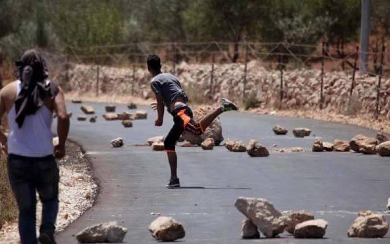 بالصور: إصابة العشرات بمواجهات مع الاحتلال في قصرة