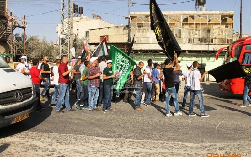 بالصور: الاحتلال يحاصر متضامنين مع الأسير علان في حوارة
