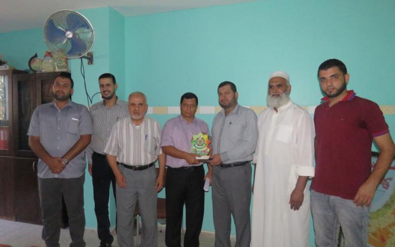 بالصور: حماس تزور المؤسسات المدنية في الزوايدة