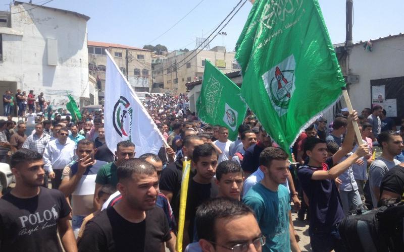 بالصور: المئات يشيّعون الشهيد الخالدي برام الله