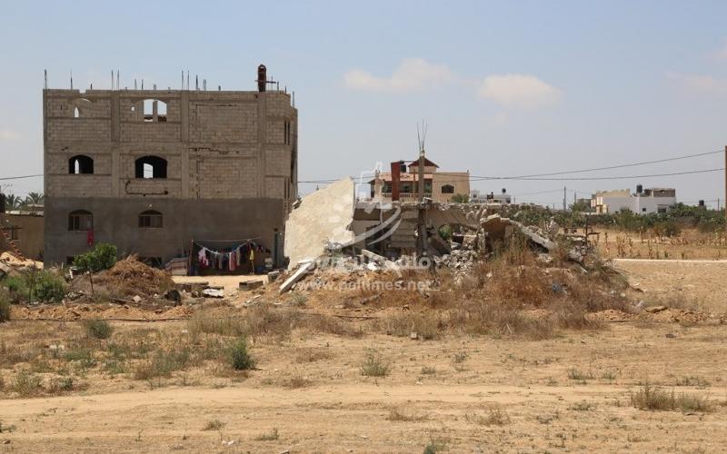 بالصور: سكان "الكرفانات" في خانيونس على صفيح ساخن
