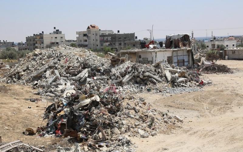 بالصور: سكان "الكرفانات" في خانيونس على صفيح ساخن