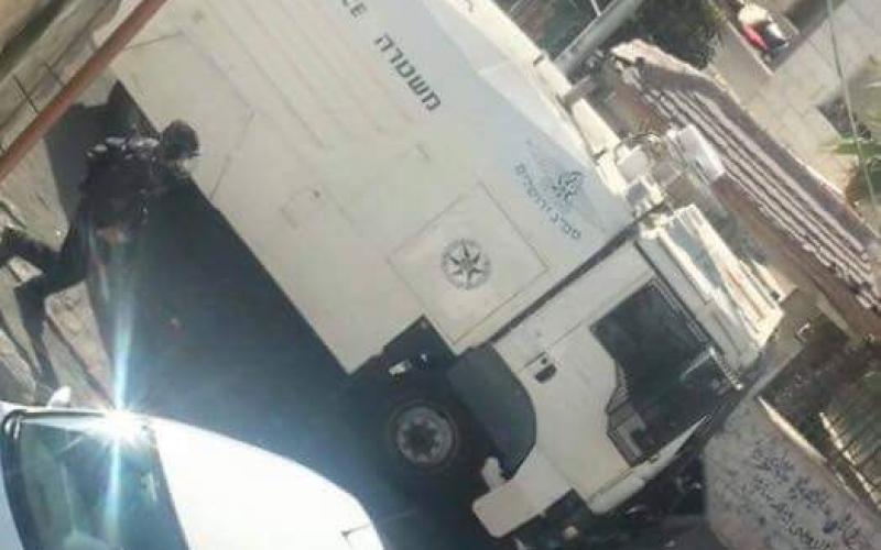 بالصور: عشرات الجنود يقتحمون العيساوية بالقدس