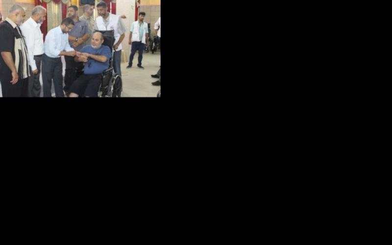 بالصور: "السلامة الخيرية" توزع كراسي وأجهزة على 33 جريحاً