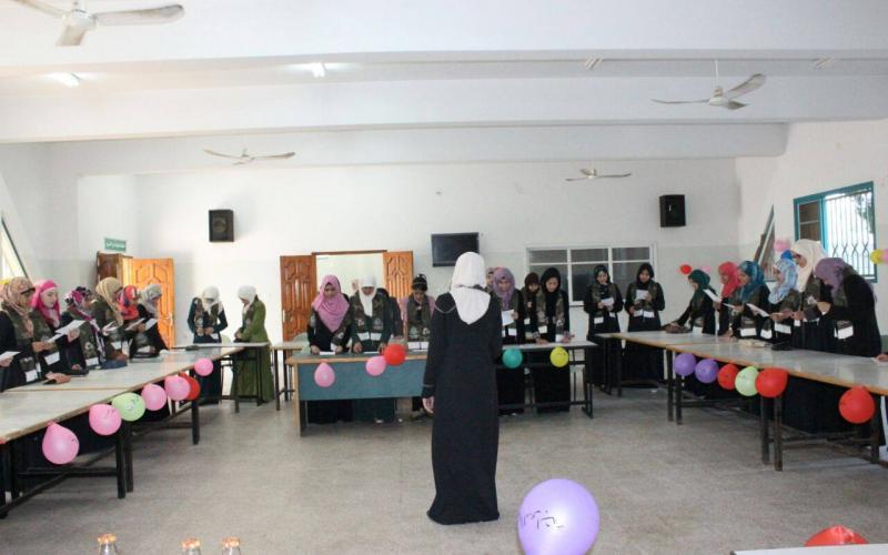بالصور: الحركة النسائية تفتتح مخيم جيش القدس بالوسطى‎