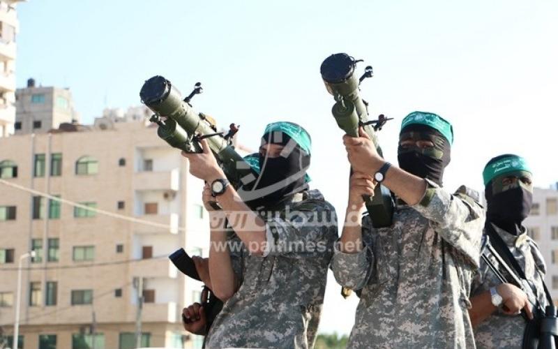 بالصور: القسام تفتتح نصباً تذكارياً بميناء غزة