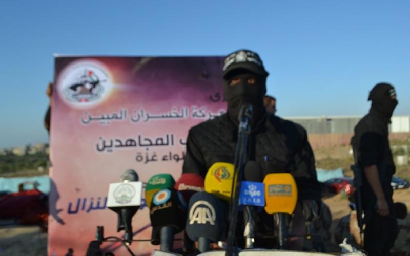 بالصور: كتائب المجاهدين تنفذ مناورة عسكرية بغزة