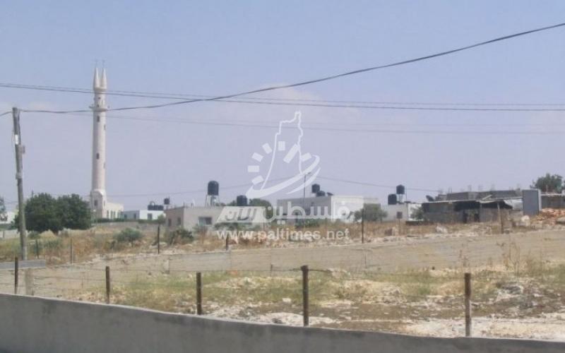 حين "تُفرغ" الأرض من سكانها الأصليين