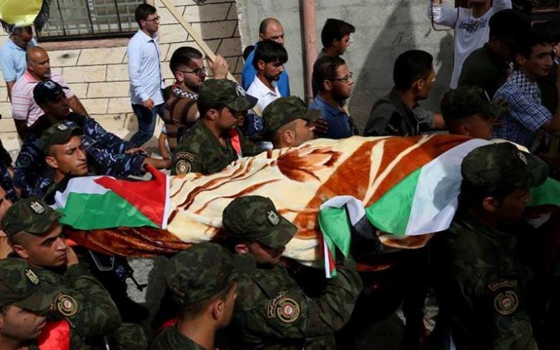 بالصور: الآلاف يشيّعون الشهيدة ريهام دوابشة